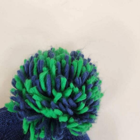 Mitchell & Ness Vancouver Canucks Acrylic Knit Pom Pom Beanie Skully Hat - Picture 6 of 6